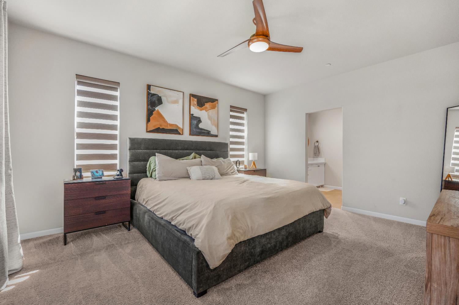 619 Wood Crest Ave, Madera, CA 93636