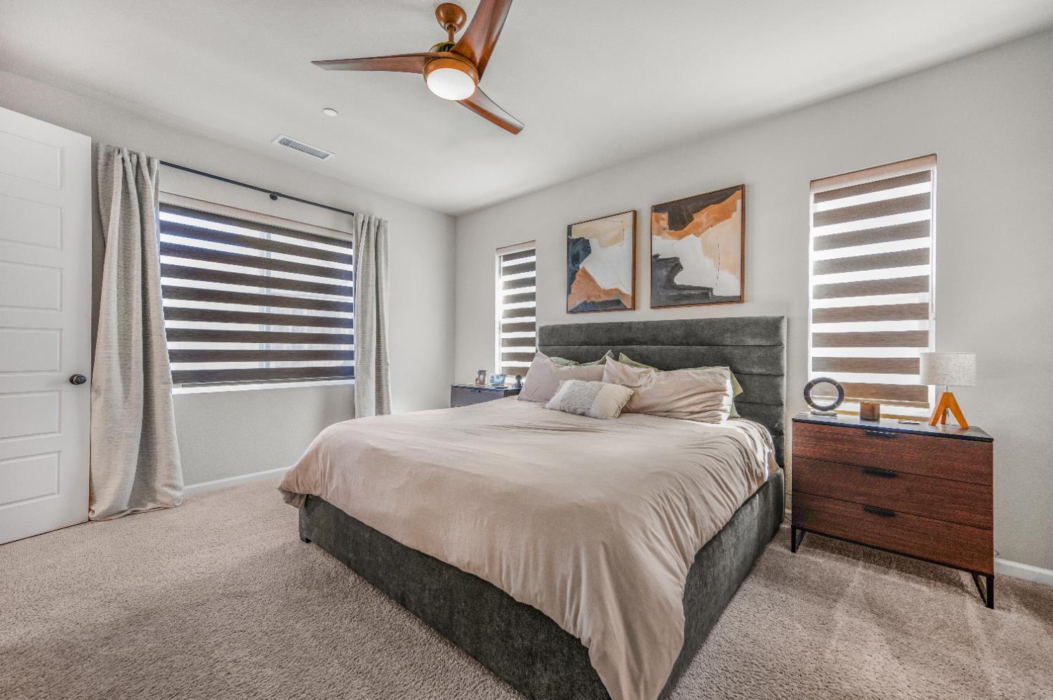 619 Wood Crest Ave, Madera, CA 93636