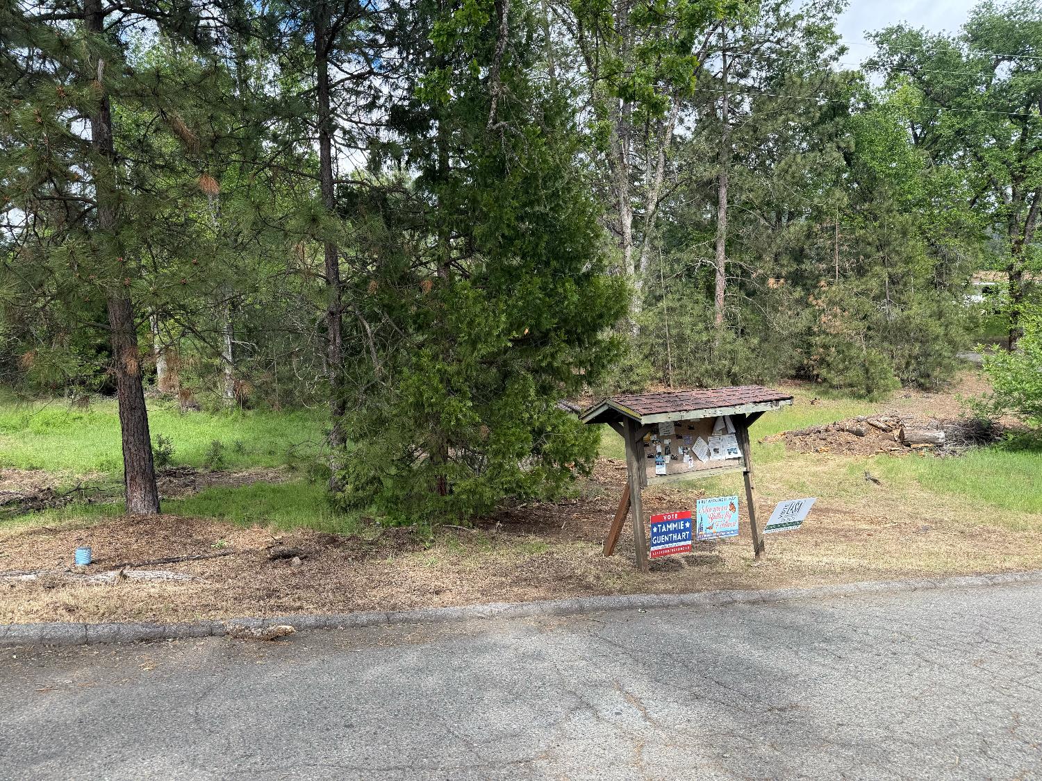 65 Harris Rd, Mariposa, CA 95338