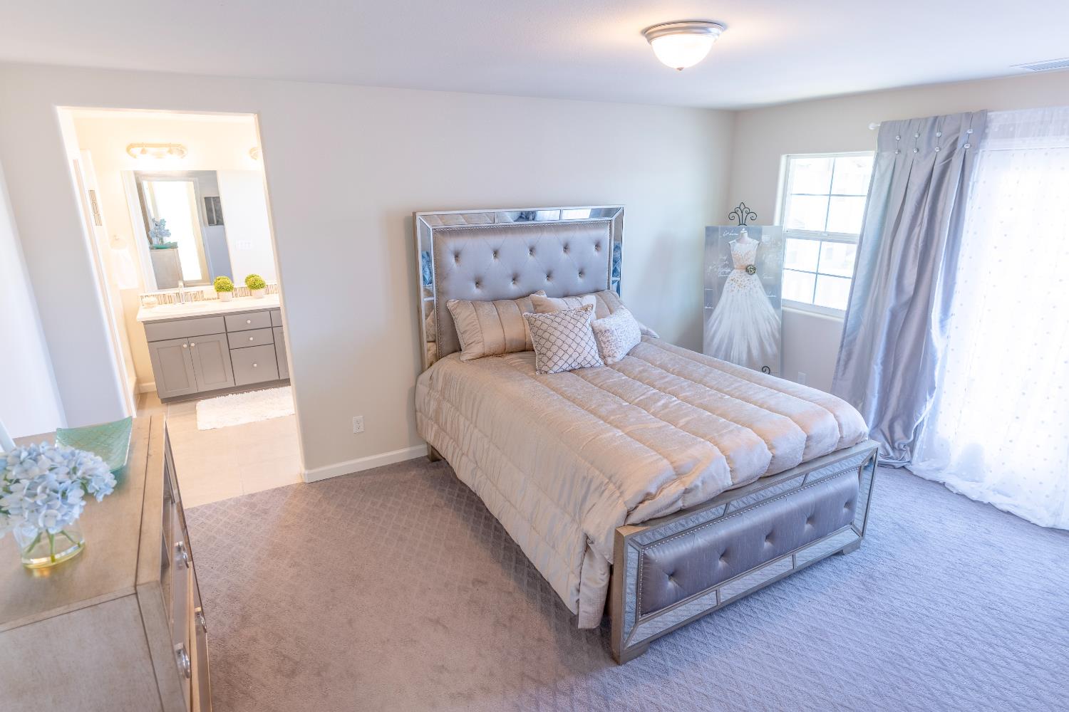 179 Sunset Dr S, Madera, CA 93636