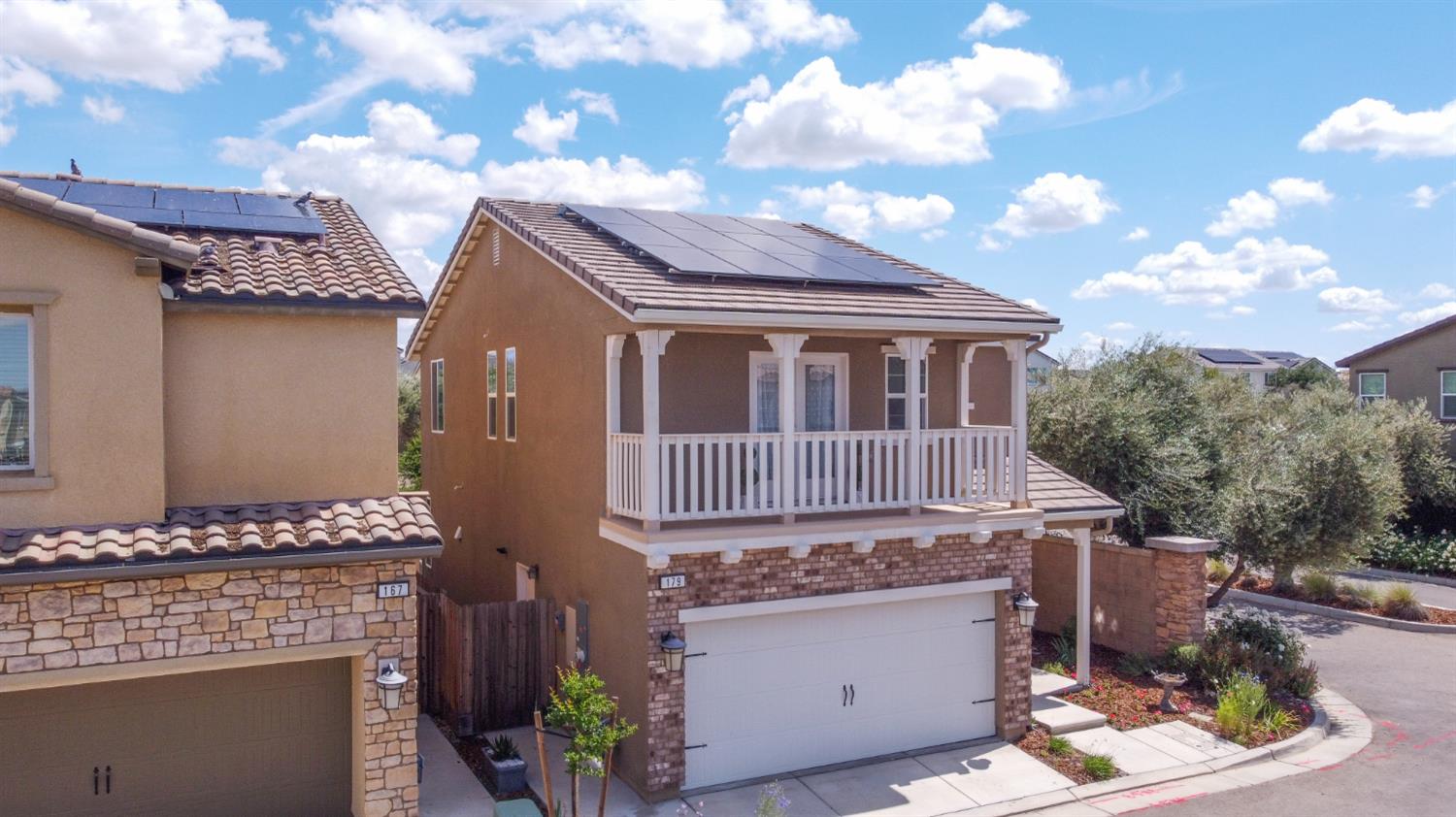 179 Sunset Dr S, Madera, CA 93636