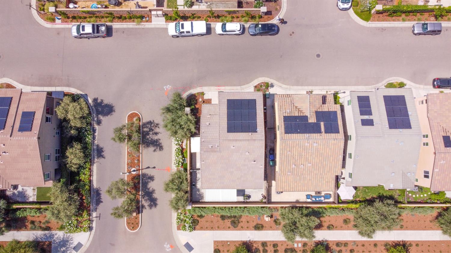 179 Sunset Dr S, Madera, CA 93636