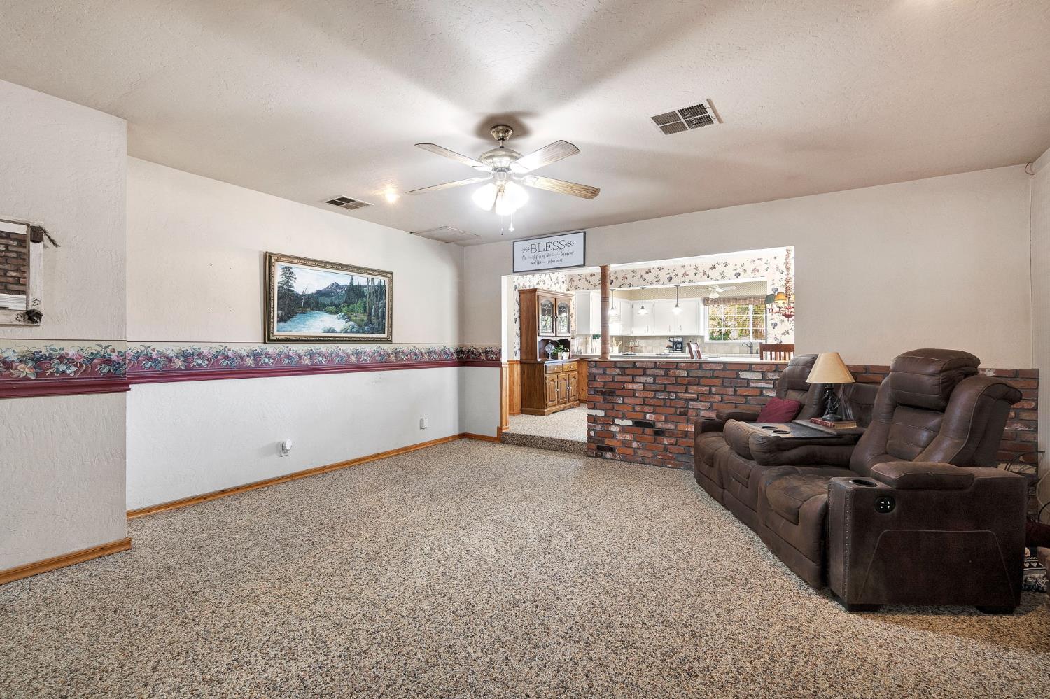 6655 E Olive Ave, Fresno, CA 93727