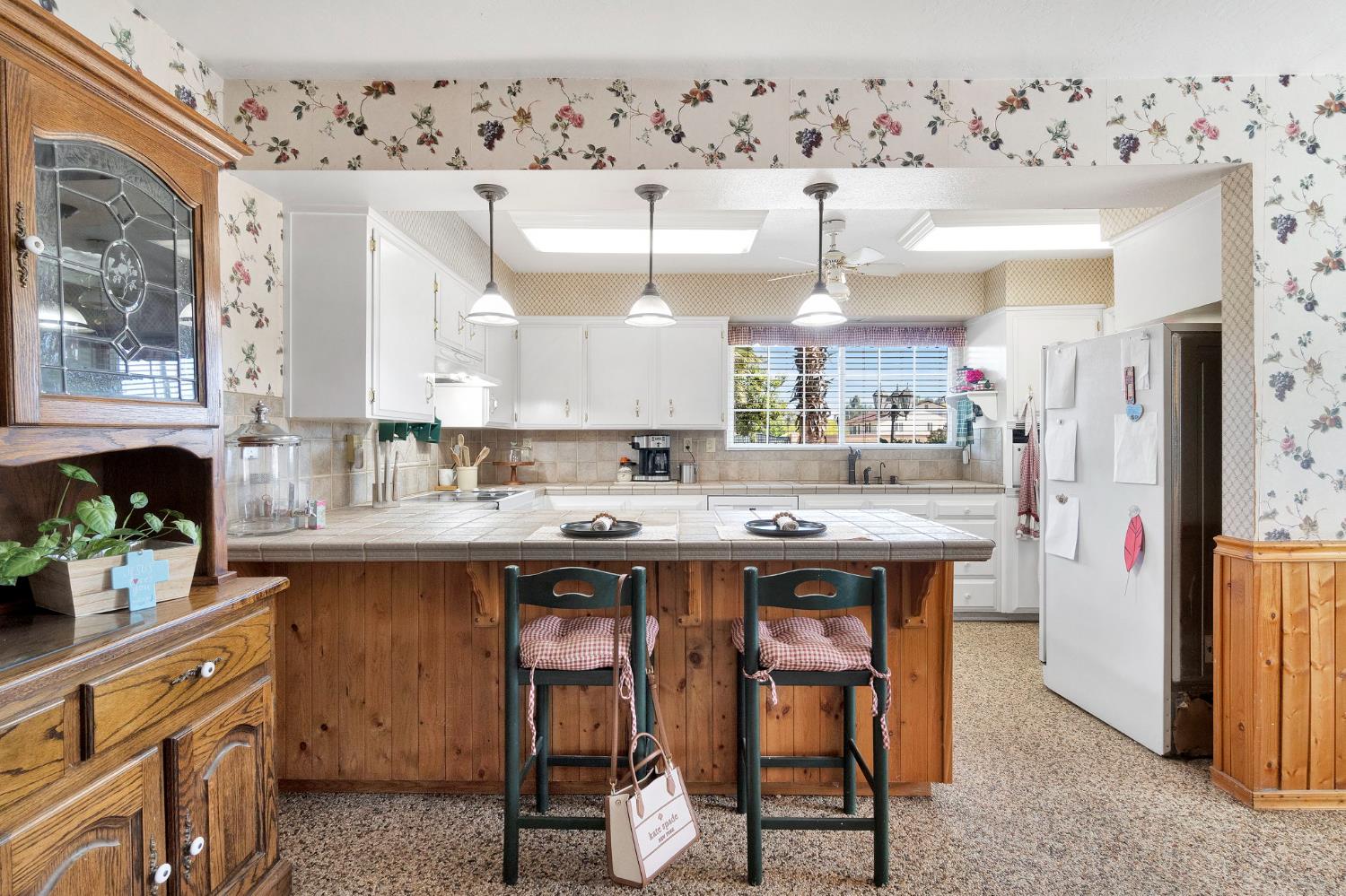 6655 E Olive Ave, Fresno, CA 93727