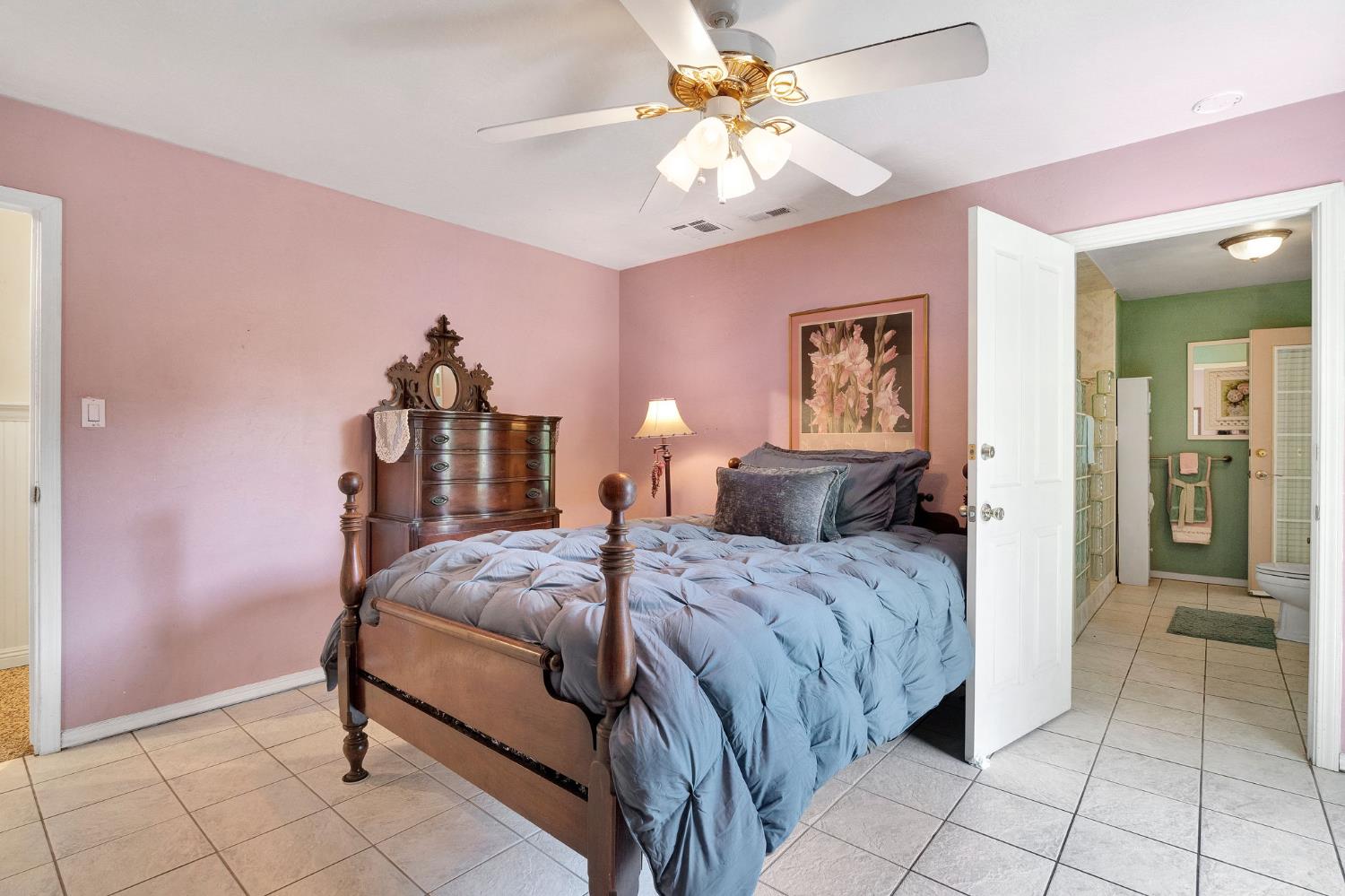 6655 E Olive Ave, Fresno, CA 93727