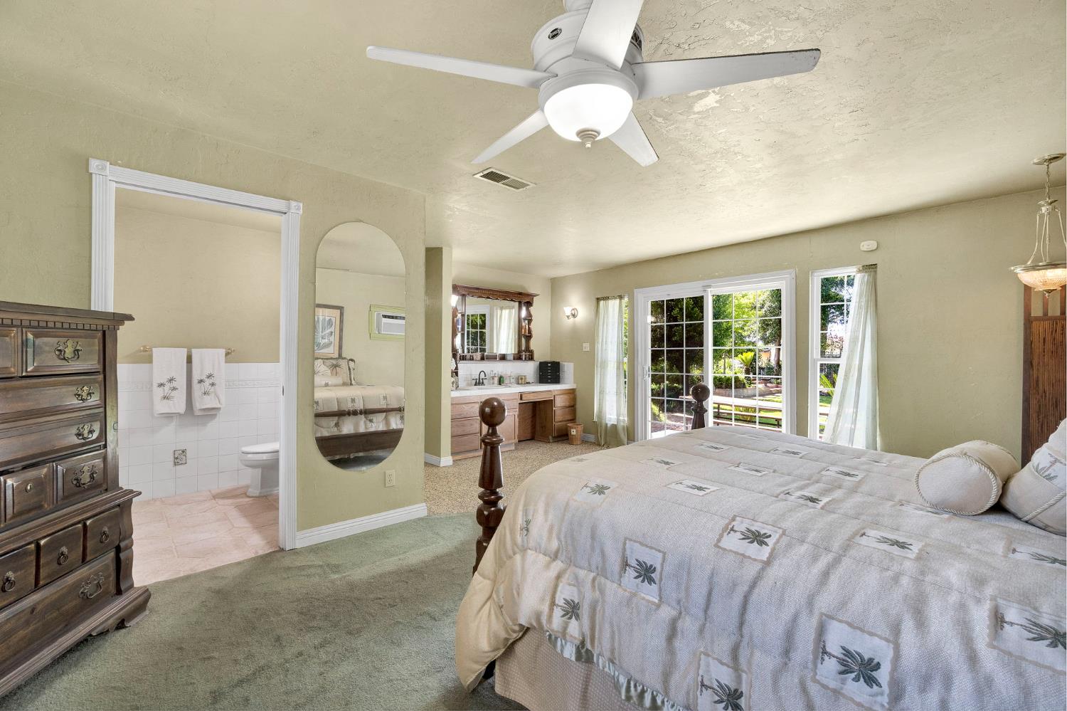 6655 E Olive Ave, Fresno, CA 93727