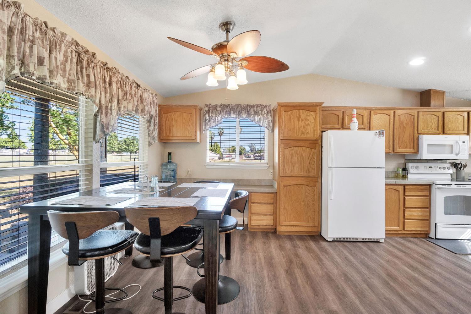 6655 E Olive Ave, Fresno, CA 93727