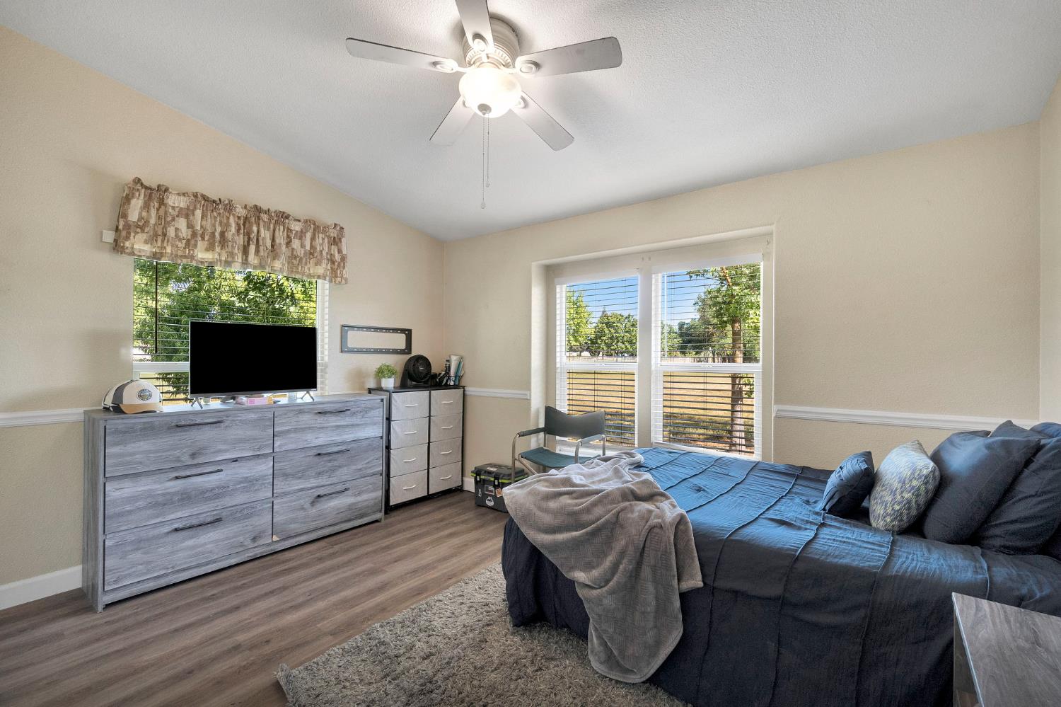 6655 E Olive Ave, Fresno, CA 93727