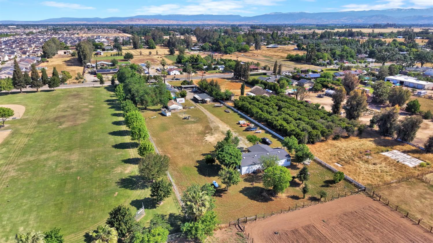 6655 E Olive Ave, Fresno, CA 93727