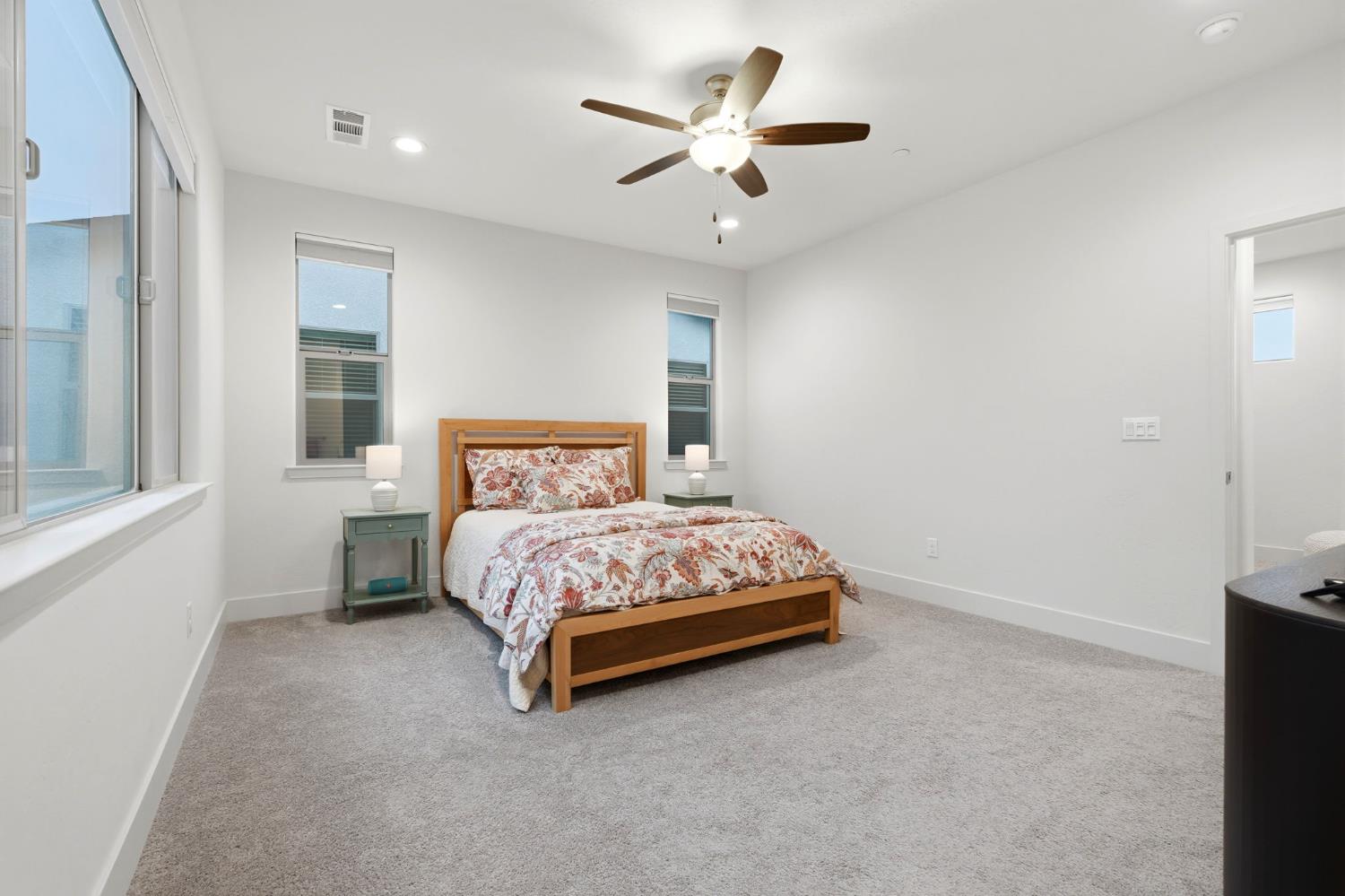 3345 W Florence Ave, Visalia, CA 93277