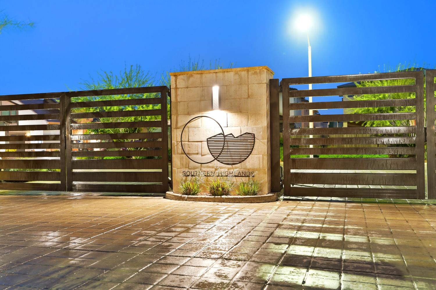 3345 W Florence Ave, Visalia, CA 93277