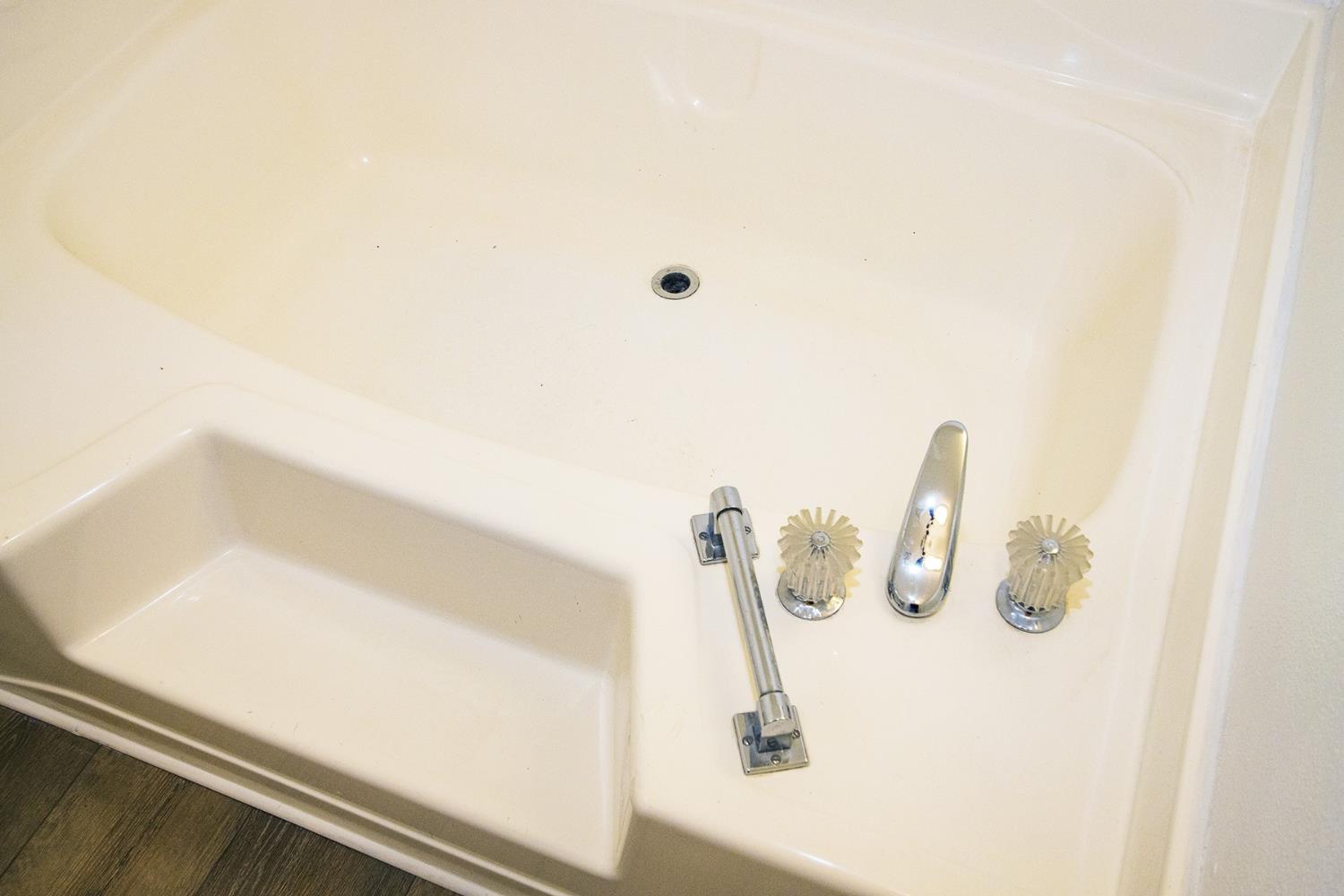 371 Bethel Ave #129, Sanger, CA 93657