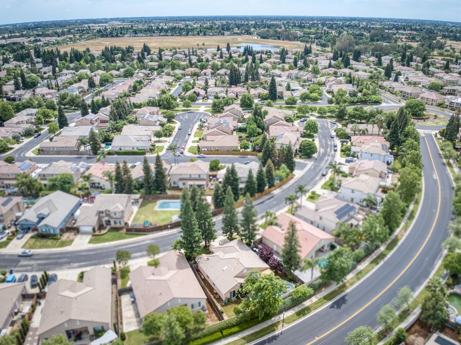 2329 Prescott Ave, Clovis, CA 93619