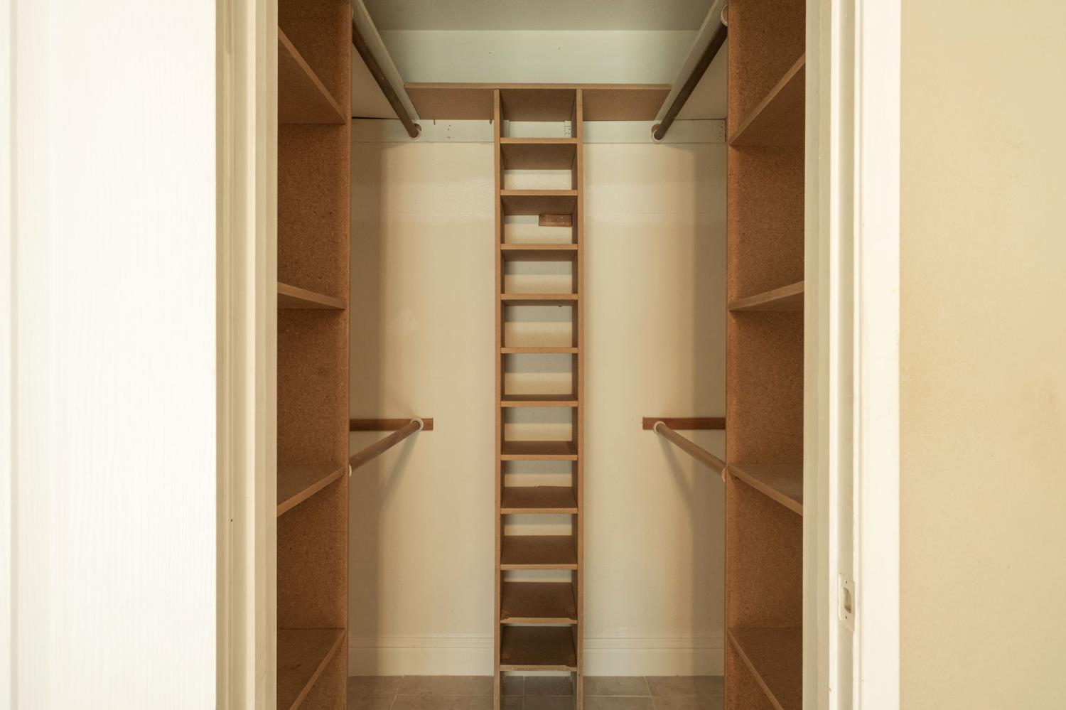 1305 Barbara St, Selma, CA 93662