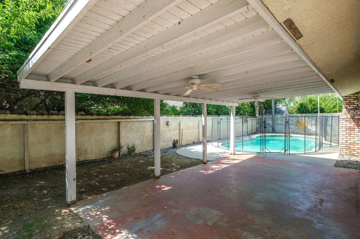 1305 Barbara St, Selma, CA 93662