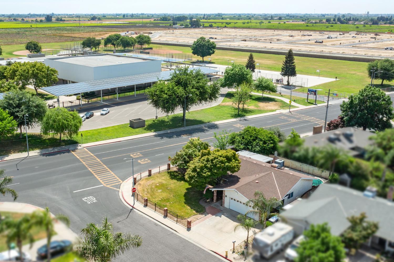 1305 Barbara St, Selma, CA 93662