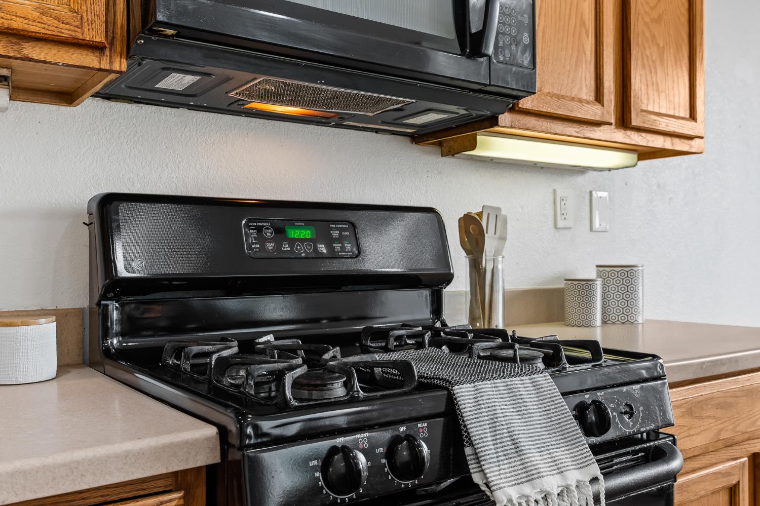 1804 Rancho Encantado court, Modesto, CA 95358