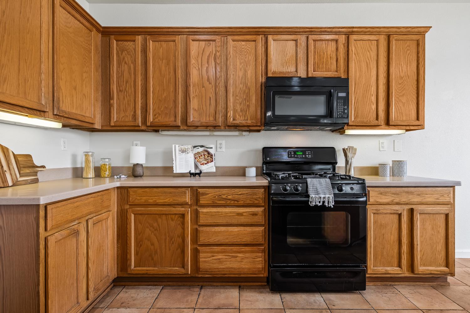 1804 Rancho Encantado court, Modesto, CA 95358