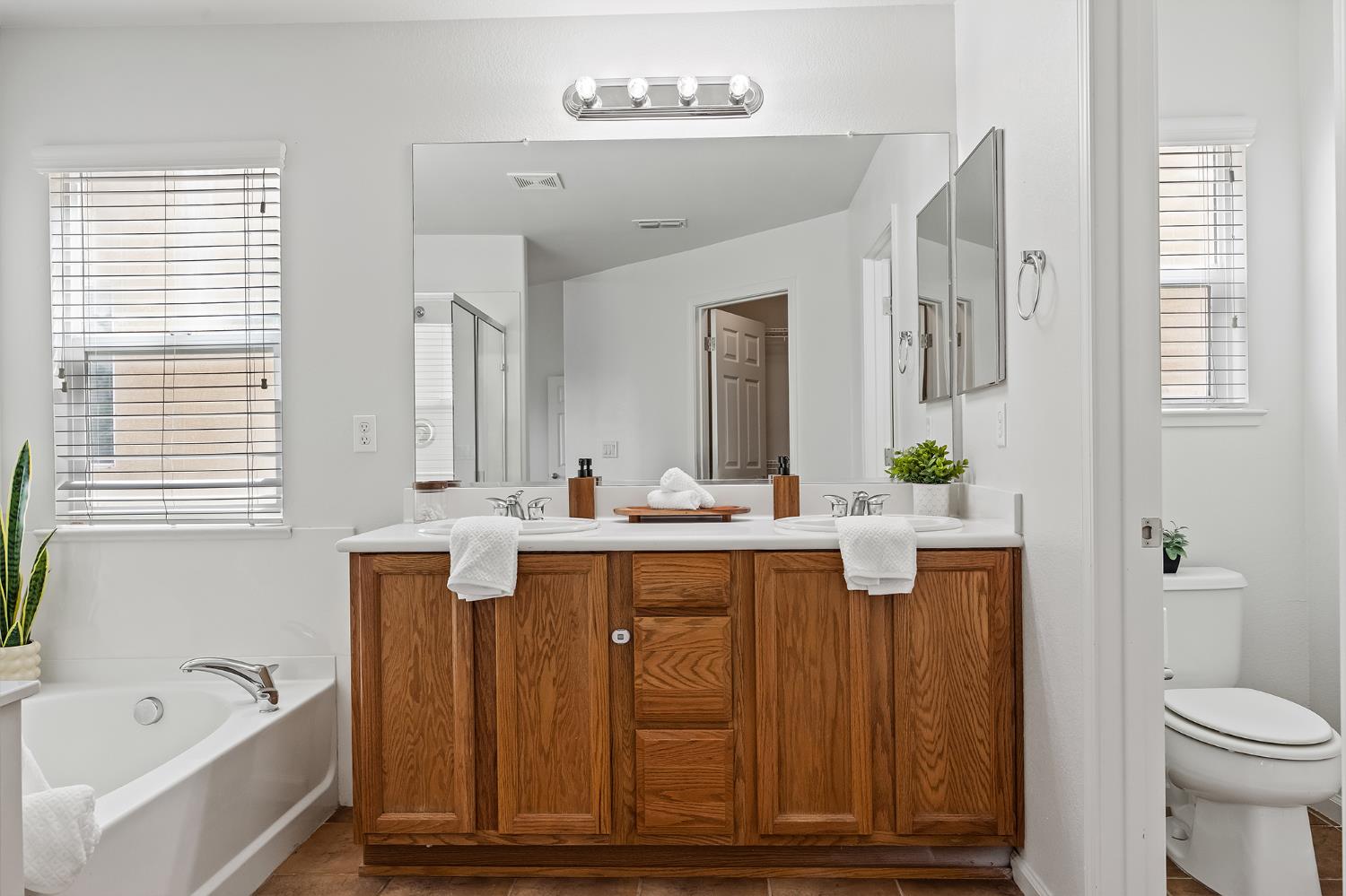 1804 Rancho Encantado court, Modesto, CA 95358