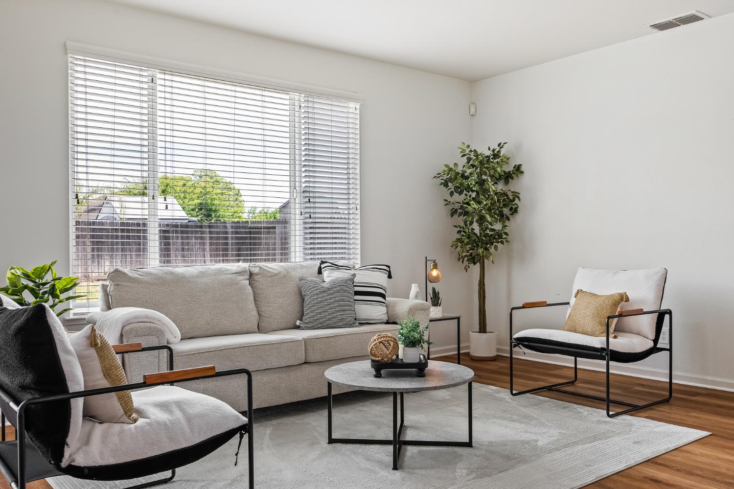 1804 Rancho Encantado court, Modesto, CA 95358