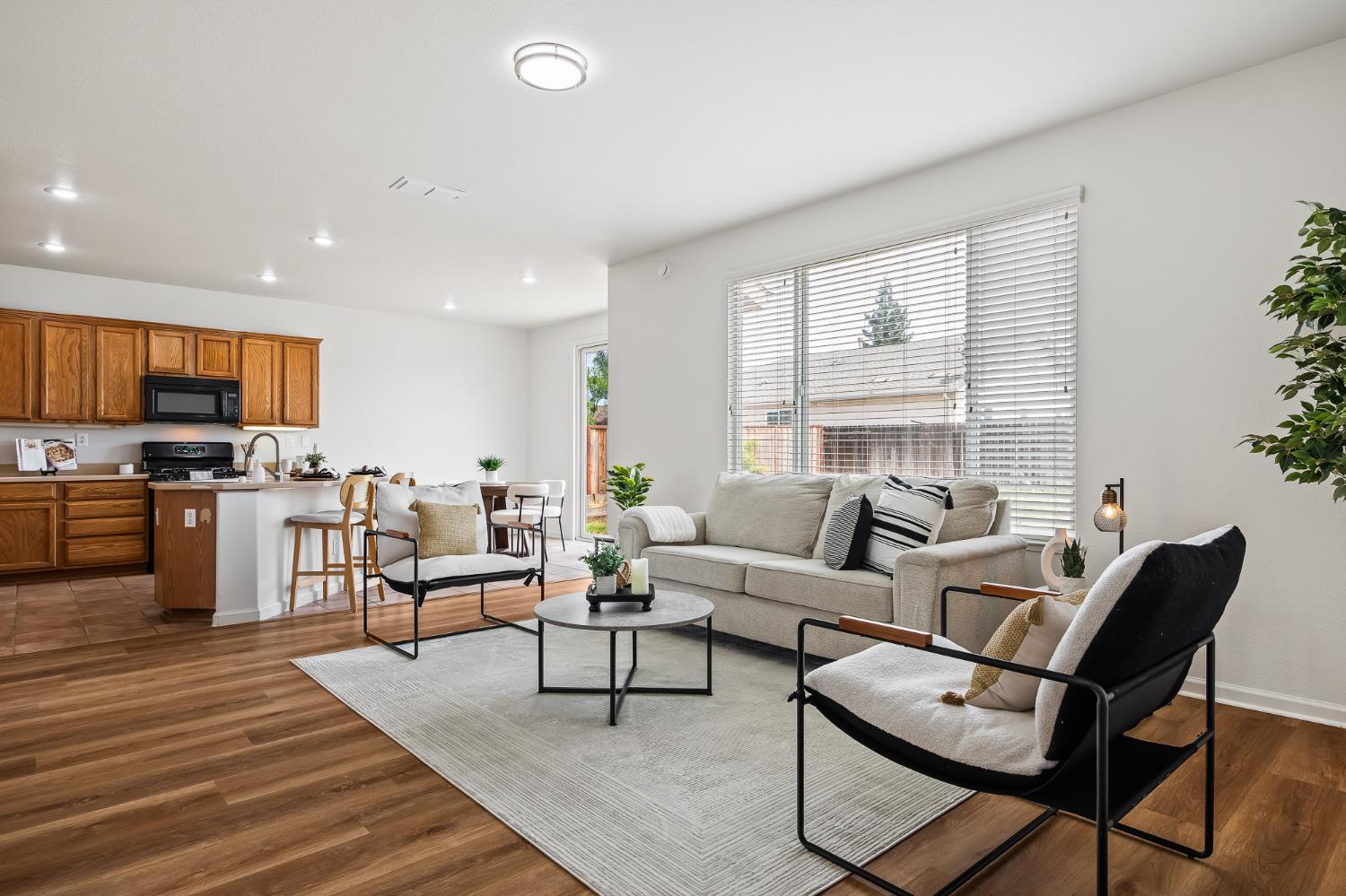 1804 Rancho Encantado court, Modesto, CA 95358