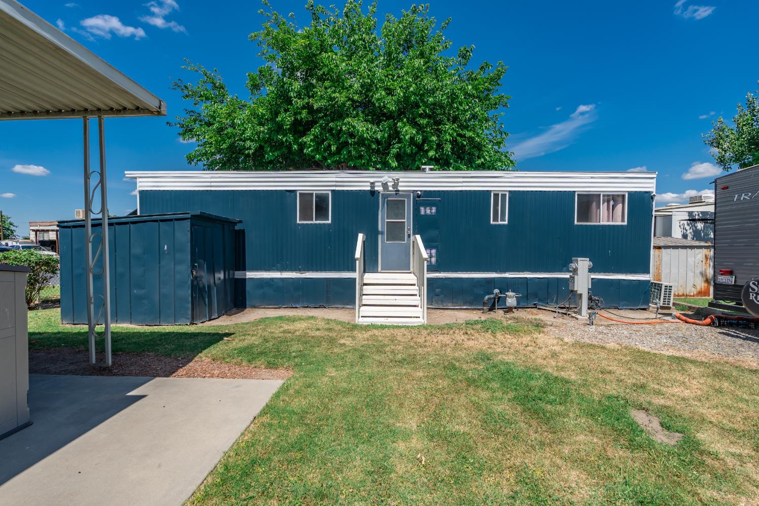 12846 W lacey Blvd #33, Hanford, CA 93230