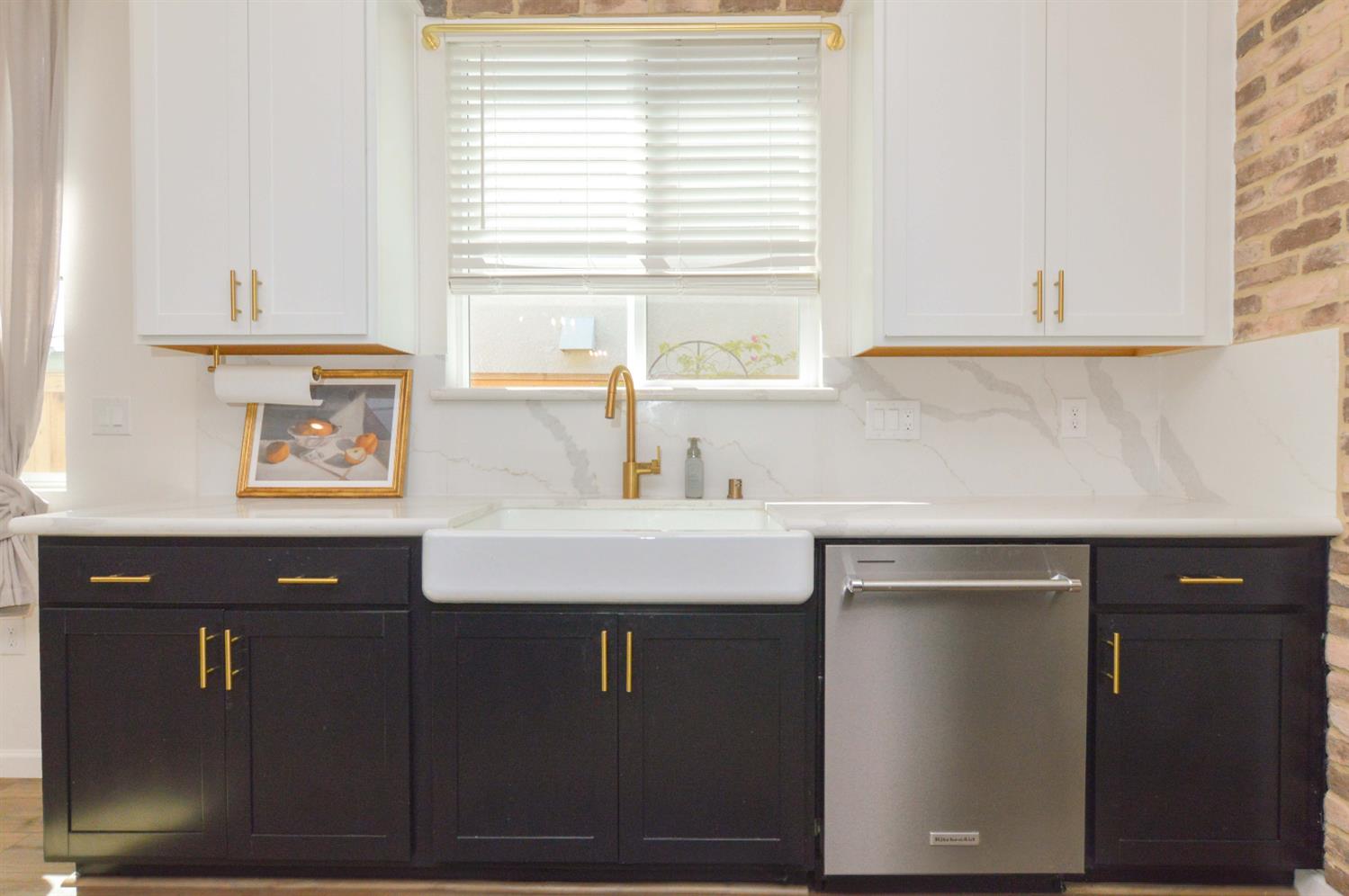 668 Rock Crest Ave, Madera, CA 93636