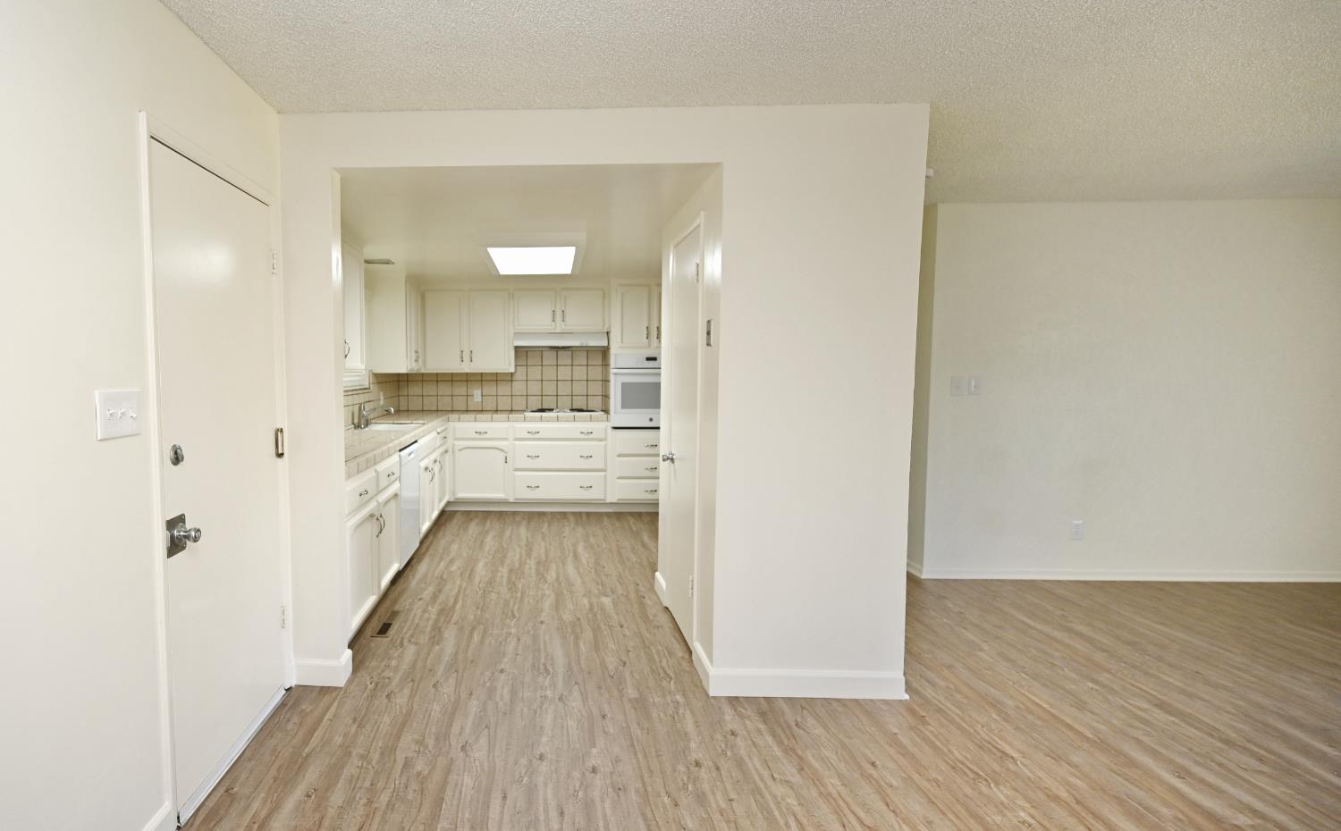 1728 W Fremont Ave, Fresno, CA 93711