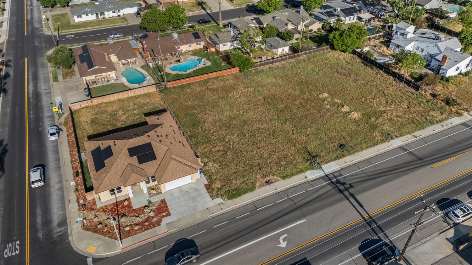 20 Lot N Douty St, Hanford, CA 93230