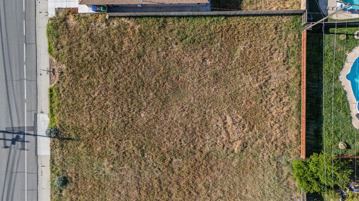 20 Lot N Douty St, Hanford, CA 93230