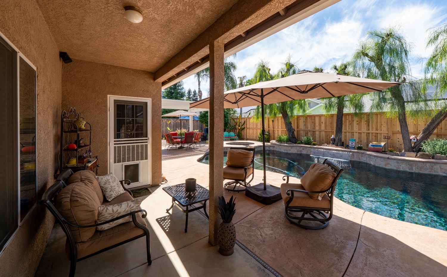 1774 N Homsy Ave, Clovis, CA 93619