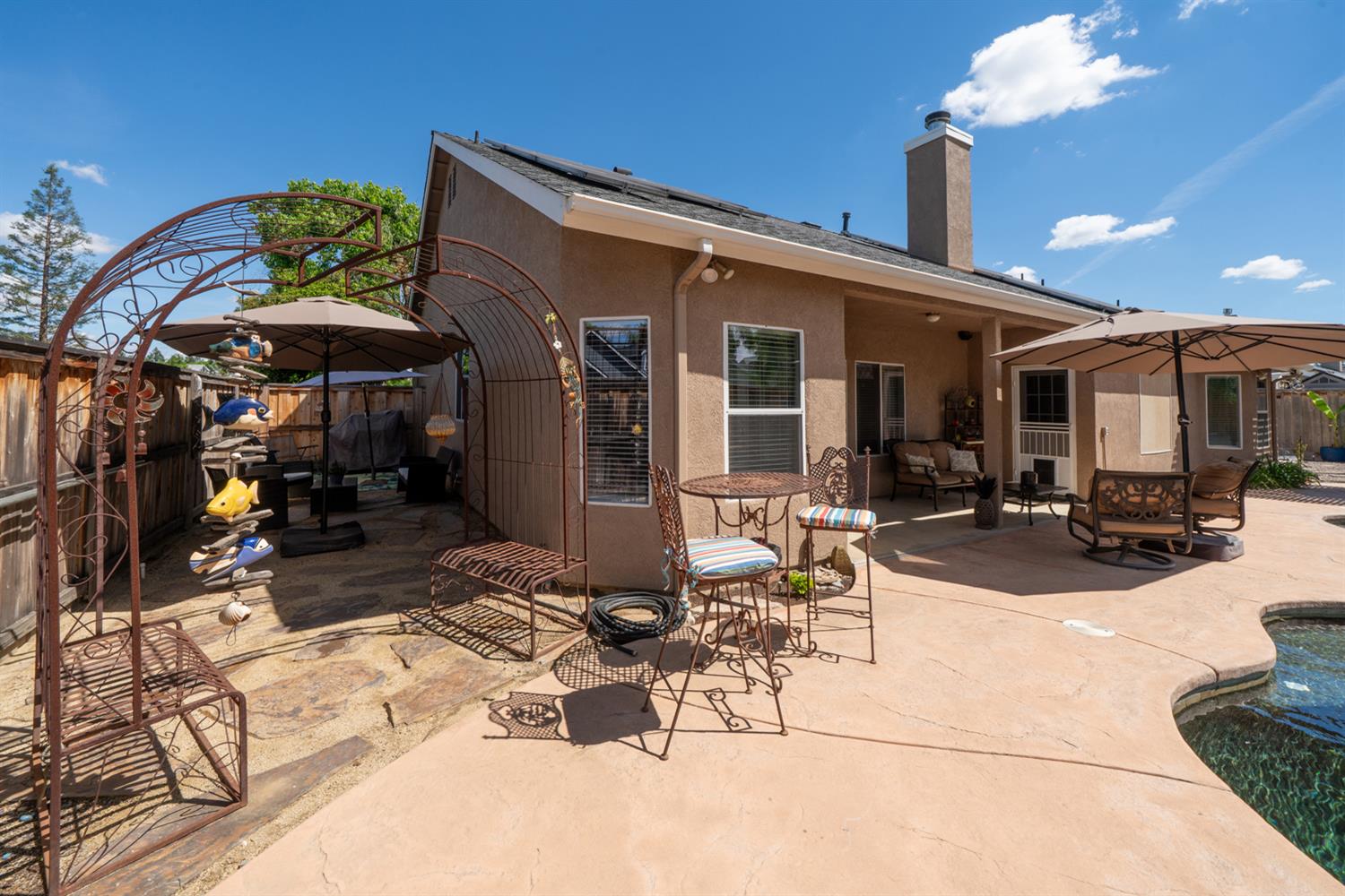 1774 N Homsy Ave, Clovis, CA 93619