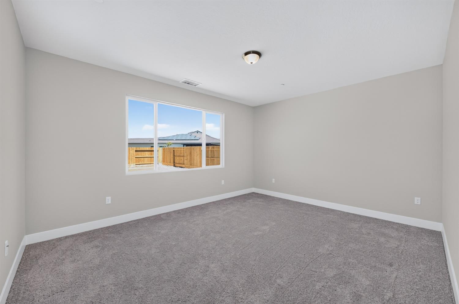 966 Peters Rd S, Madera, CA 93636