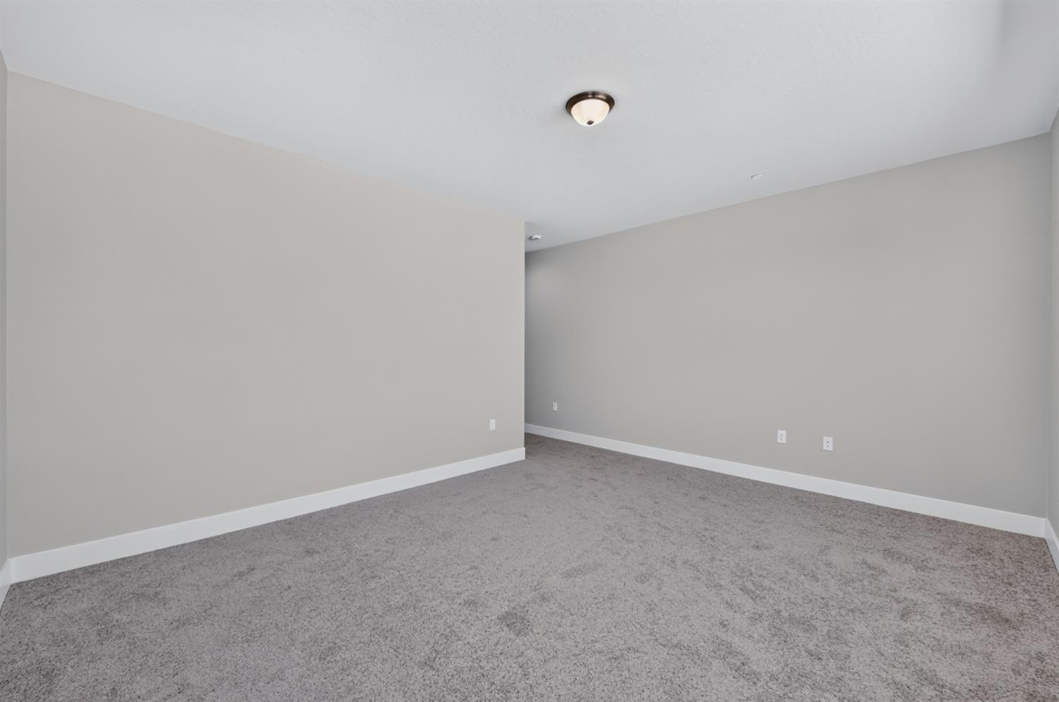966 Peters Rd S, Madera, CA 93636