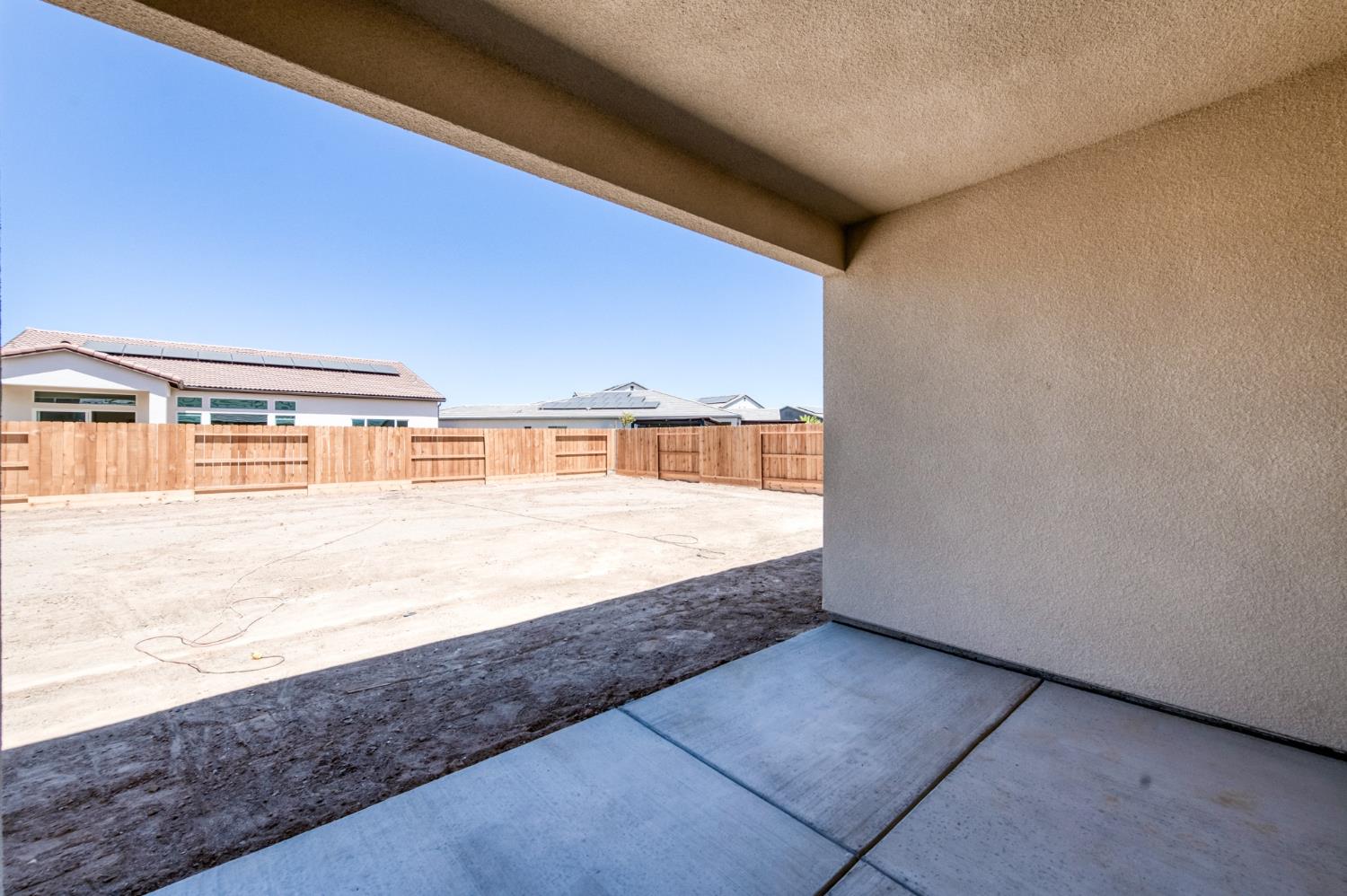 966 Peters Rd S, Madera, CA 93636