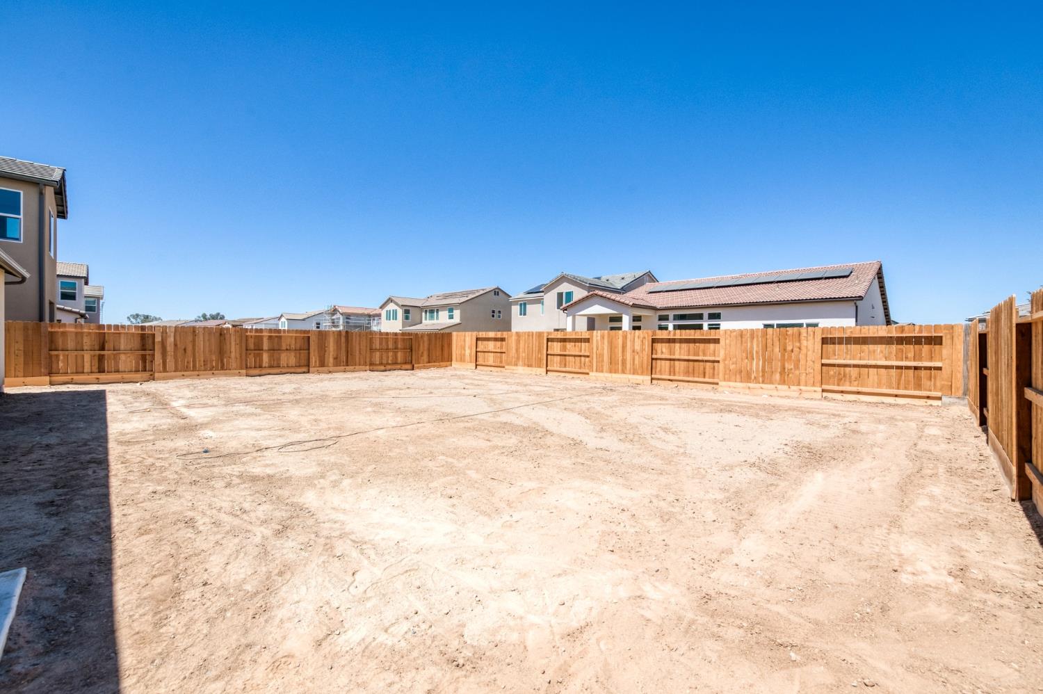 966 Peters Rd S, Madera, CA 93636