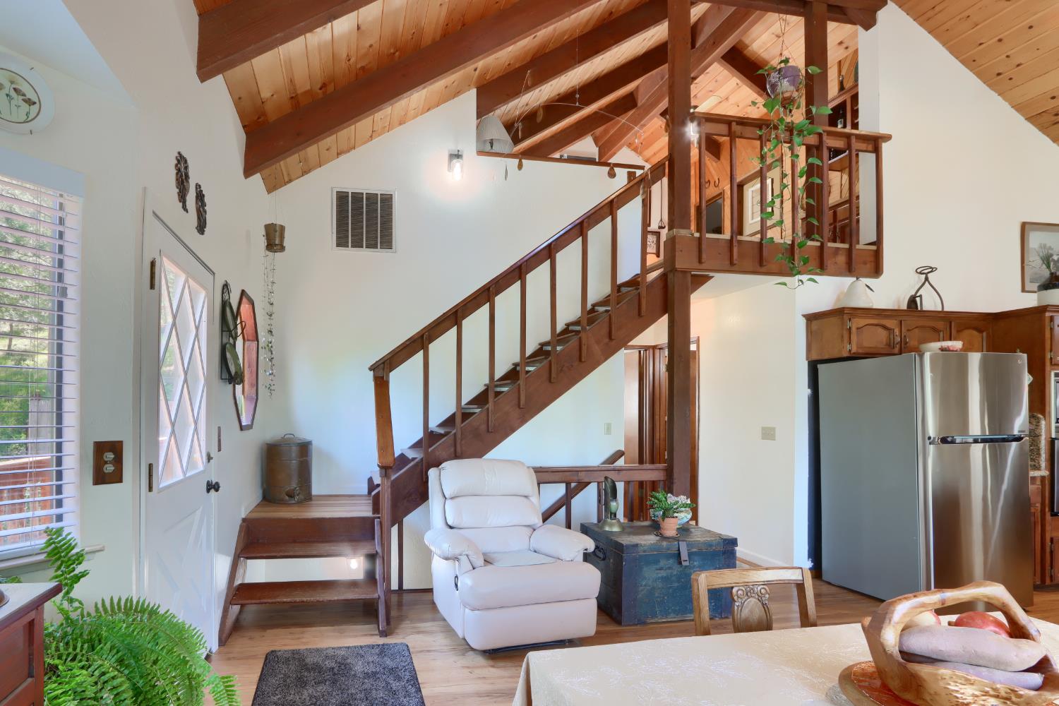 36575 Mudge Ranch Rd, Coarsegold, CA 93614