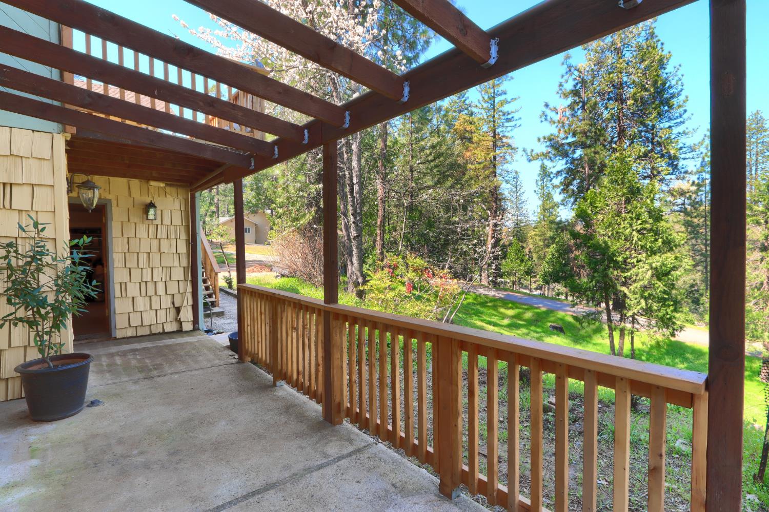 36575 Mudge Ranch Rd, Coarsegold, CA 93614