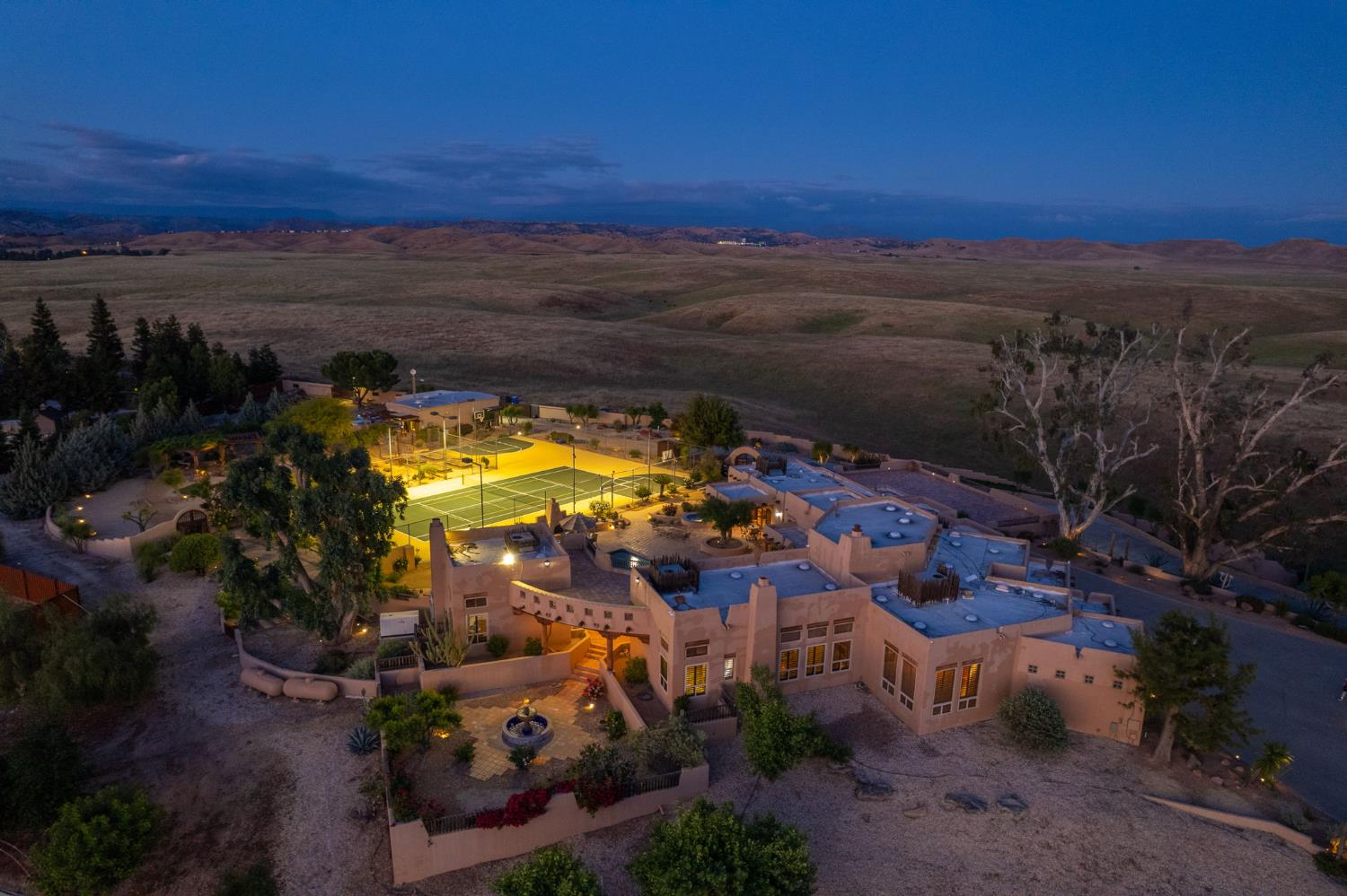 15516 N Friant Rd, Friant, CA 93626