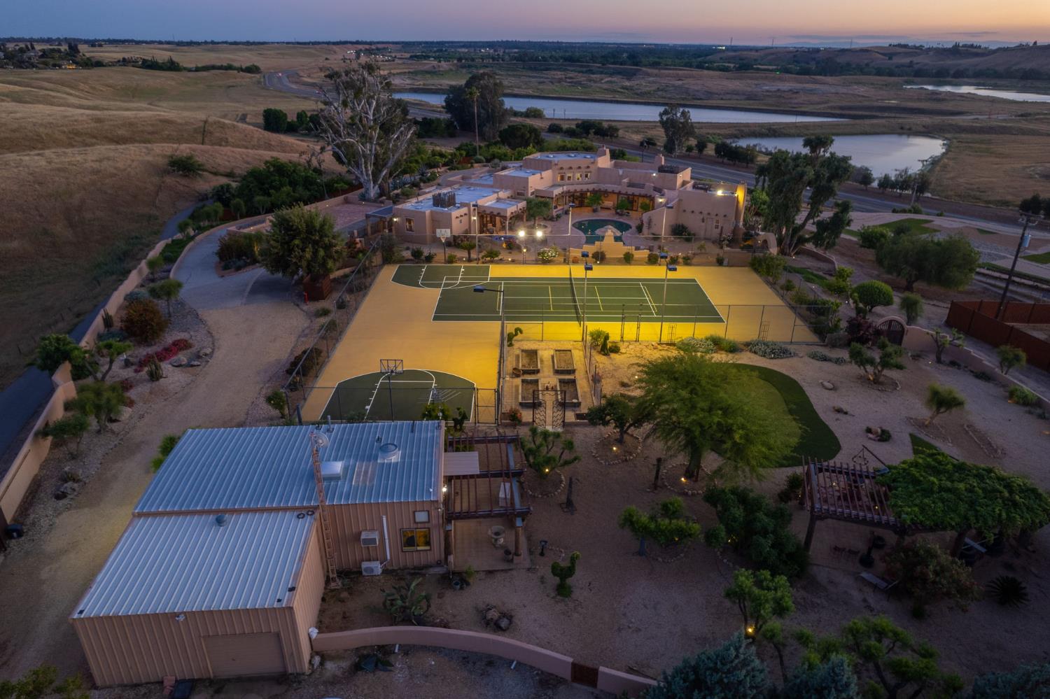 15516 N Friant Rd, Friant, CA 93626