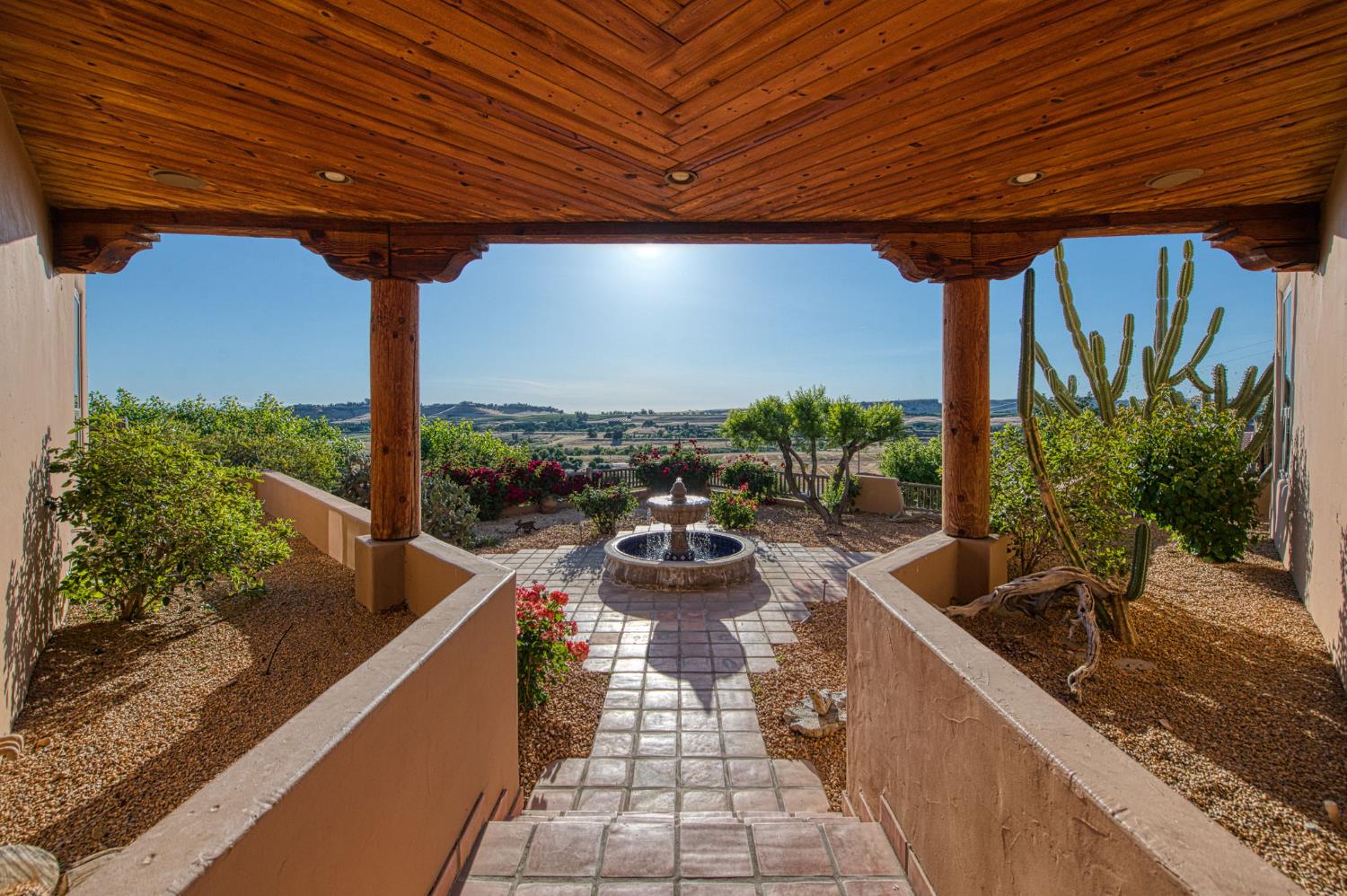 15516 N Friant Rd, Friant, CA 93626