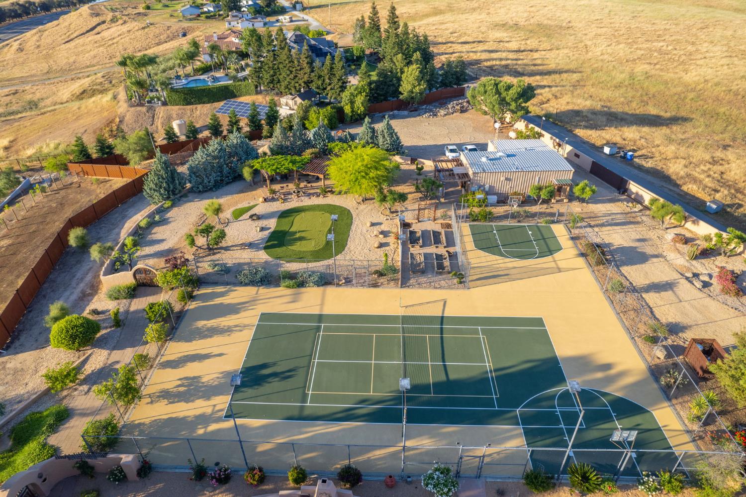 15516 N Friant Rd, Friant, CA 93626