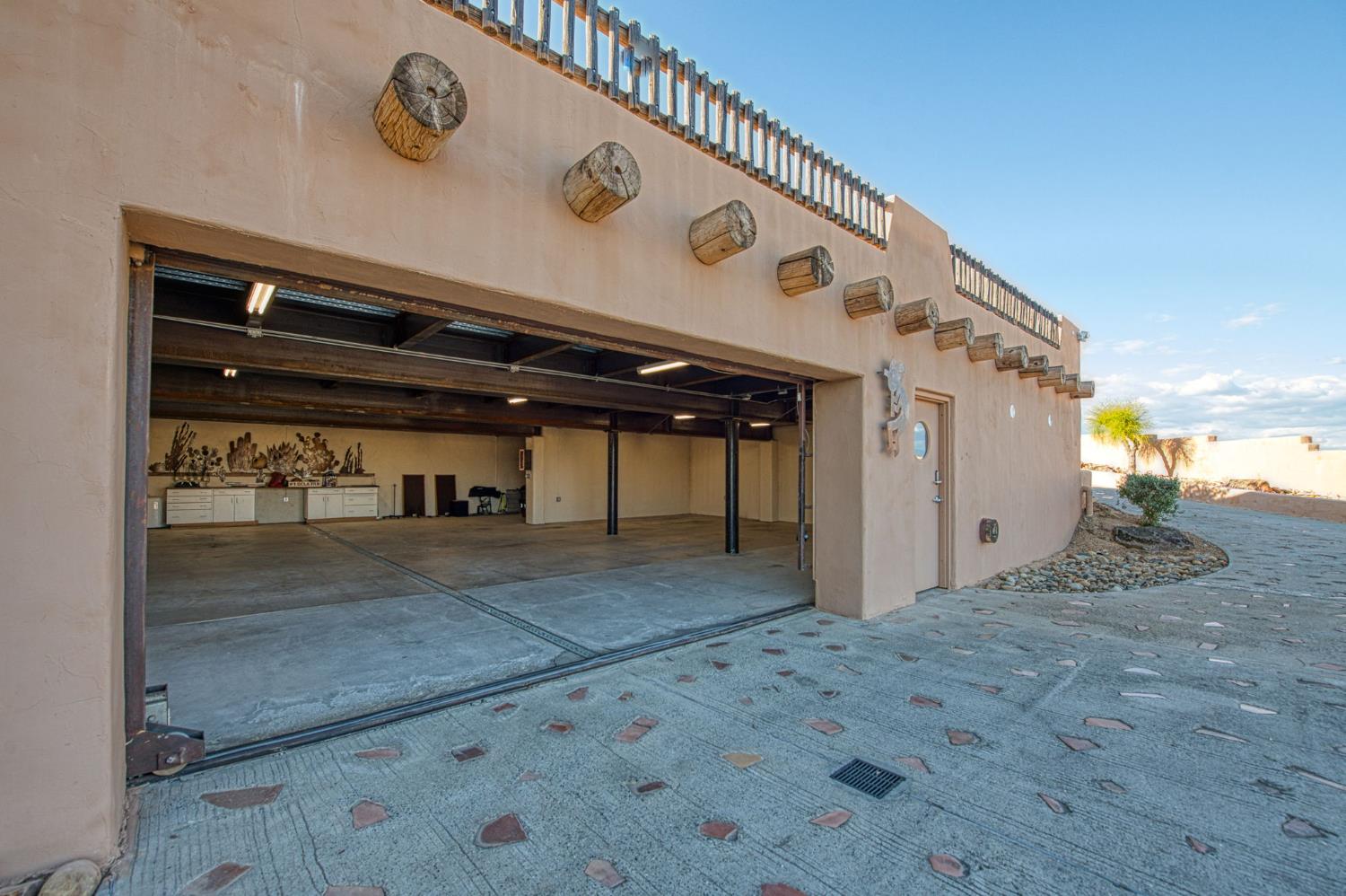 15516 N Friant Rd, Friant, CA 93626