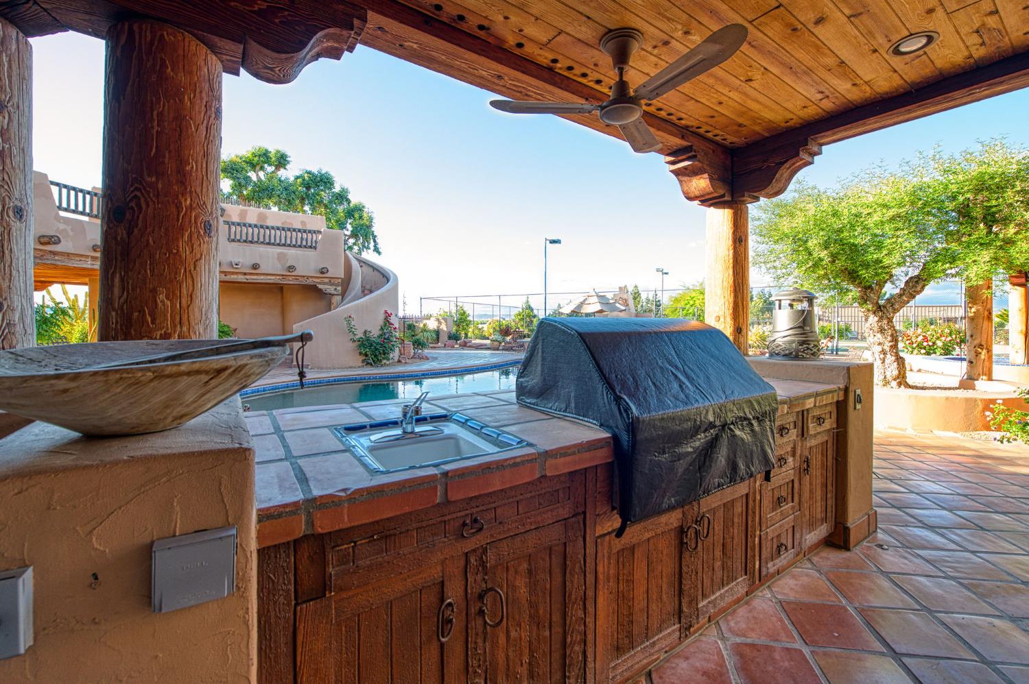 15516 N Friant Rd, Friant, CA 93626