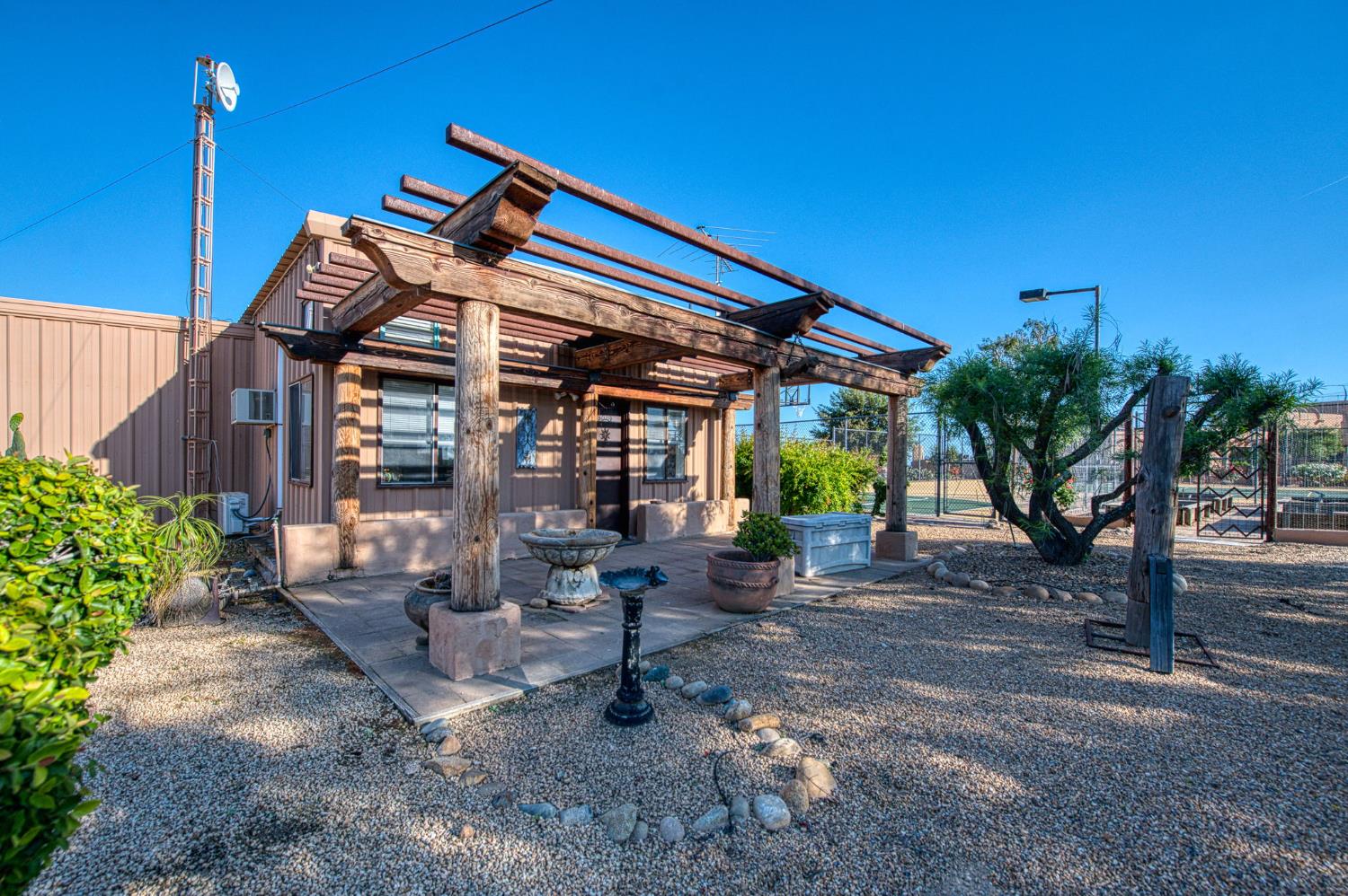 15516 N Friant Rd, Friant, CA 93626