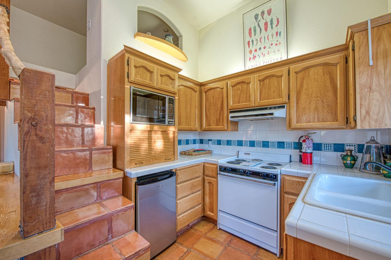 15516 N Friant Rd, Friant, CA 93626