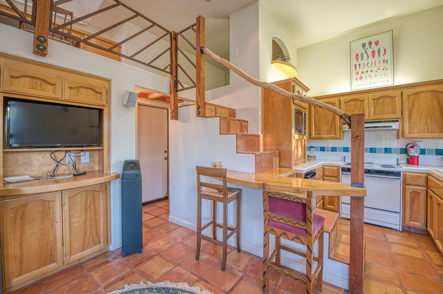 15516 N Friant Rd, Friant, CA 93626