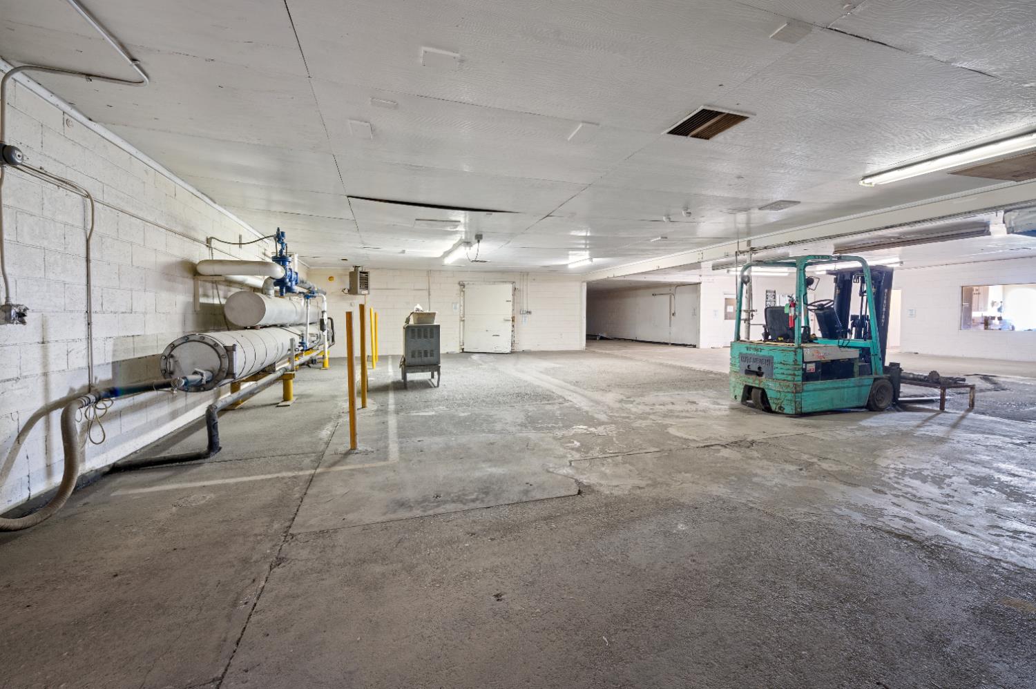 32565 Avenue 9, Madera, CA 93636