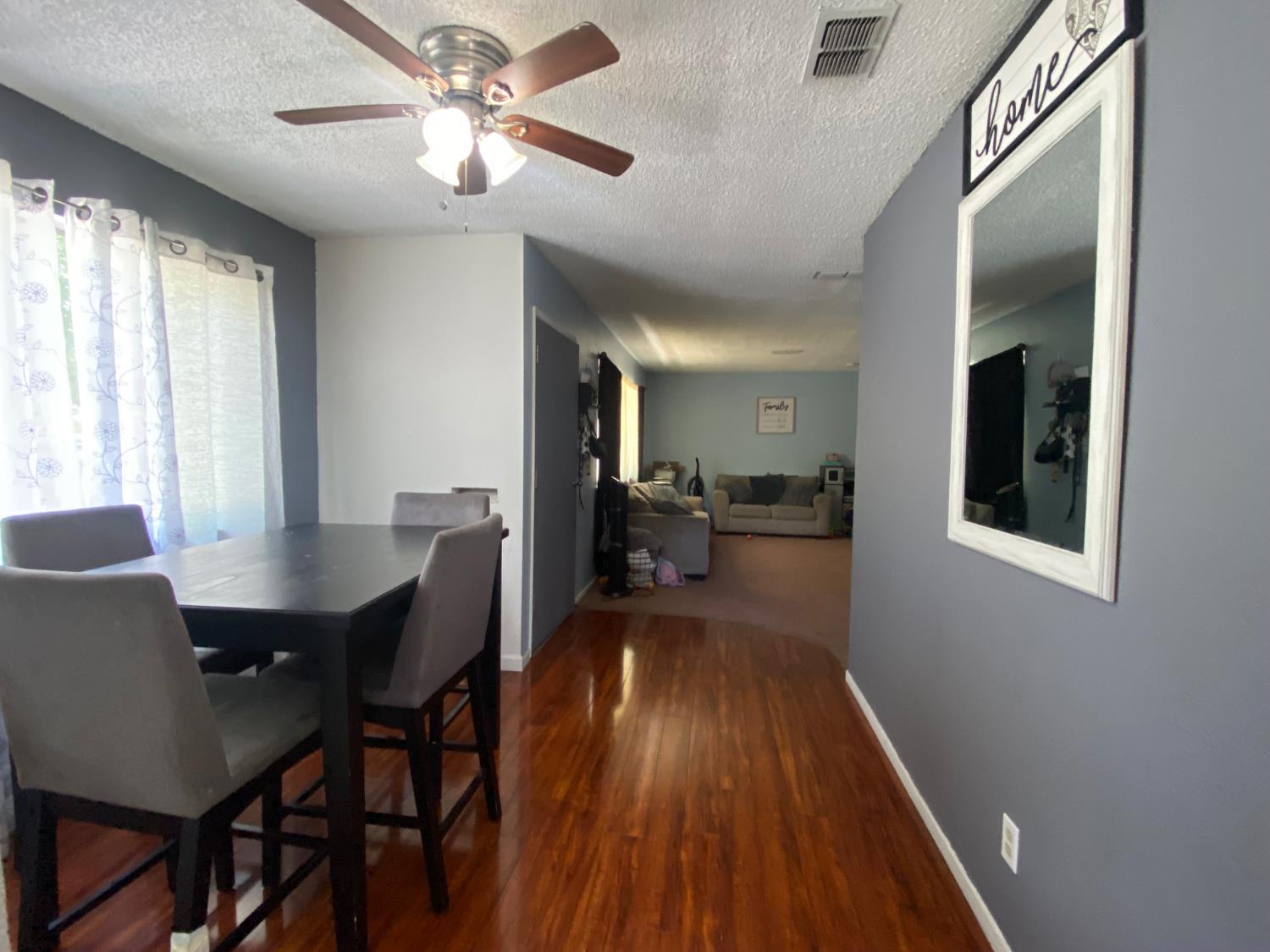 333 E Linden, Reedley, CA 93654