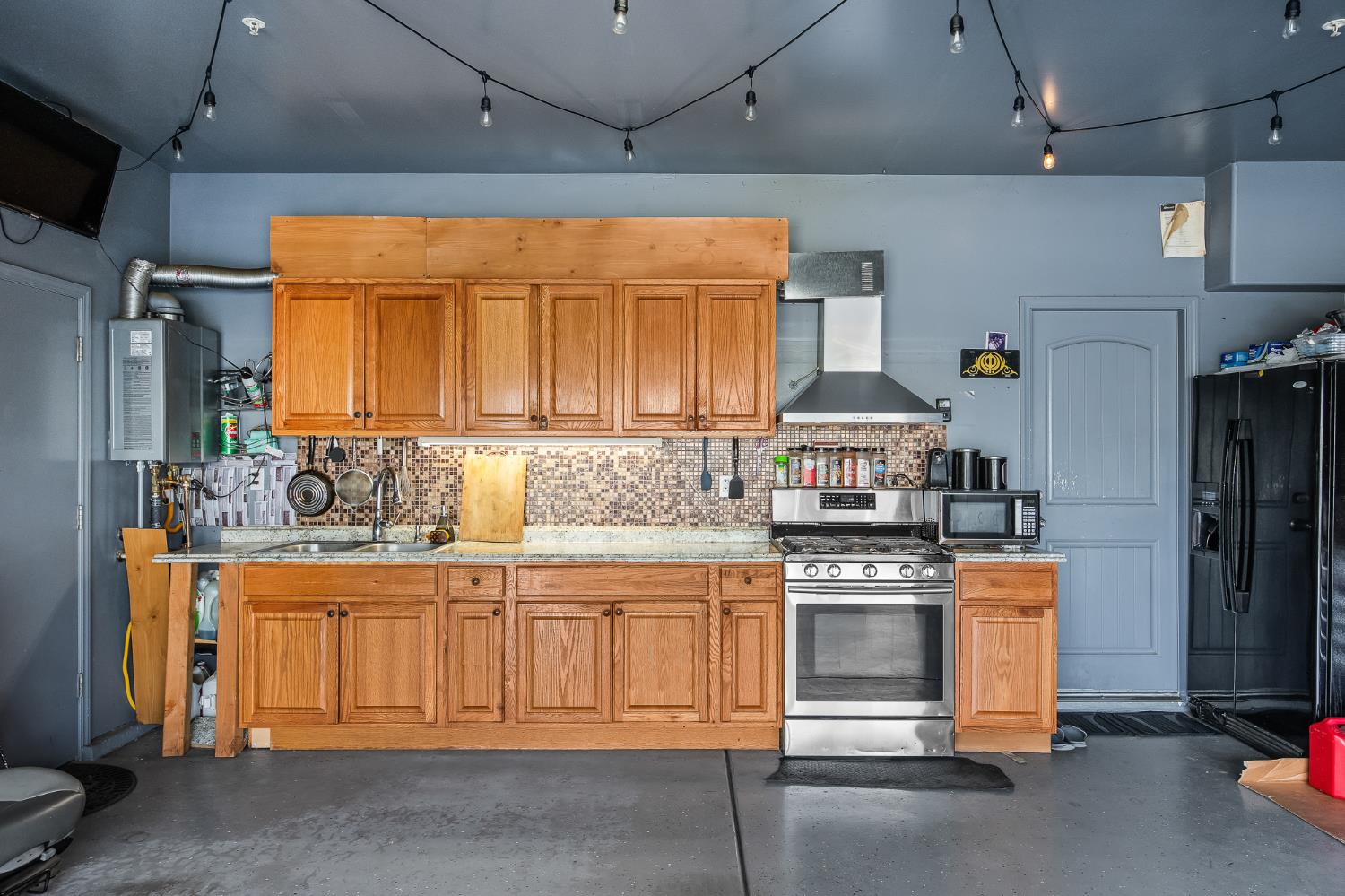 5355 W Hammond Ave, Fresno, CA 93722